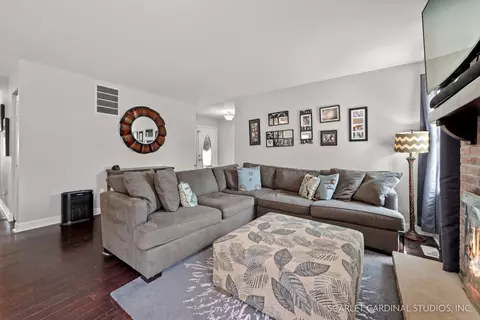 2535 Brook Ln, Aurora, IL 60504 photo 5