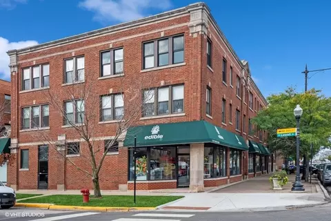 4335 W Irving Park Rd #107, Chicago, IL 60641