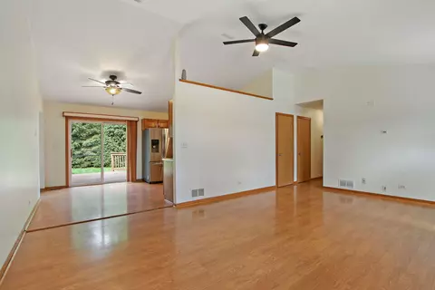 306 Devlin Rd, Ingleside, IL 60041 photo 6