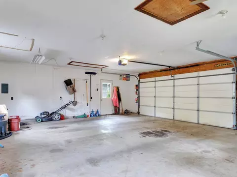 651 Meyers St, Monticello, IL 61856 photo 39