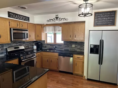 900 Read St, Lockport, IL 60441 photo 8
