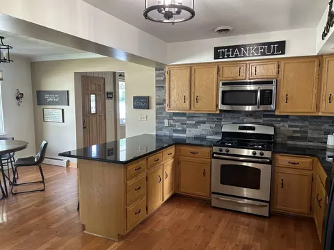 900 Read St, Lockport, IL 60441 photo 7