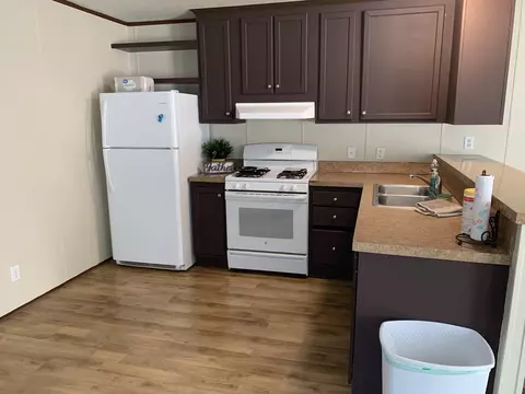 36 Maple St, Minooka, IL 60447 photo 4