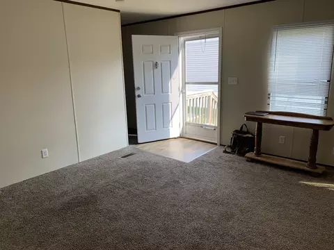 36 Maple St, Minooka, IL 60447 photo 3