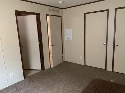 36 Maple St, Minooka, IL 60447 photo 7