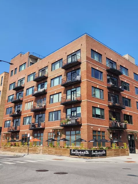 1152 W Fulton Market St #3B, Chicago, IL 60607