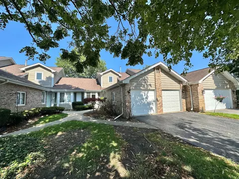 17333 Brook Crossing Ct, Orland Park, IL 60467