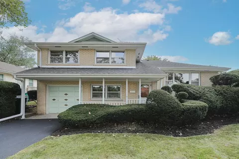 253 New St, Lombard, IL 60148