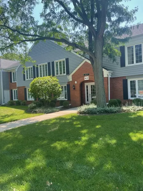 1104 Iroquois Ave #1104, Naperville, IL 60563