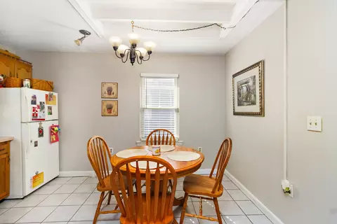 1354 Circle Dr, Kankakee, IL 60901 photo 3