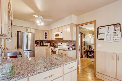 1439 Jackson Ave, River Forest, IL 60305 photo 13