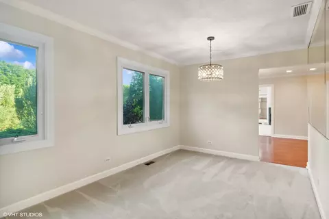 4155 Crimson Dr, Hoffman Estates, IL 60192 photo 8