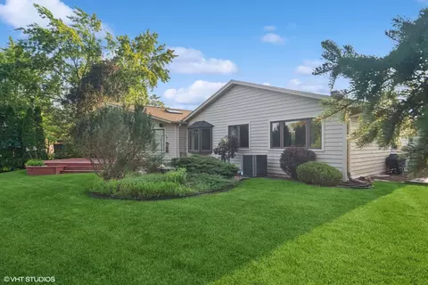 4155 Crimson Dr, Hoffman Estates, IL 60192 photo 21