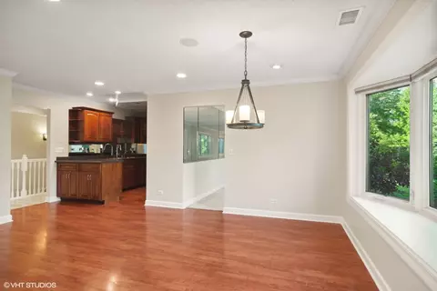 4155 Crimson Dr, Hoffman Estates, IL 60192 photo 6