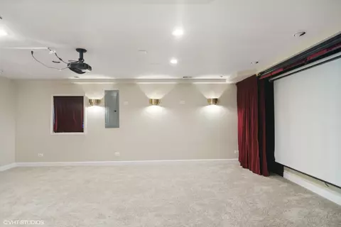 4155 Crimson Dr, Hoffman Estates, IL 60192 photo 16