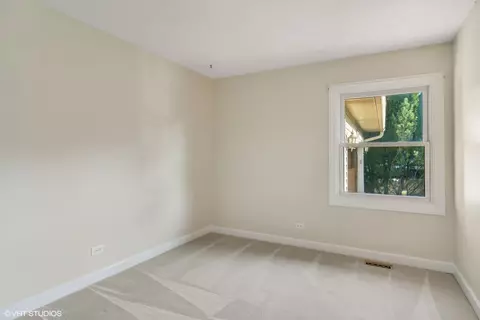 4155 Crimson Dr, Hoffman Estates, IL 60192 photo 14