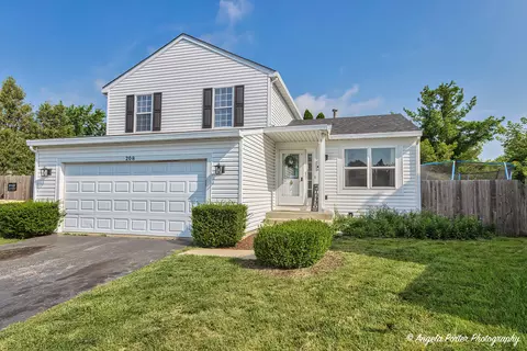 208 Mary Ct, Round Lake Beach, IL 60073