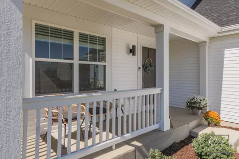 1017 Sharp Dr, Plano, IL 60545 photo 4