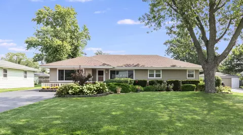 818 Rooney Dr, Joliet, IL 60435
