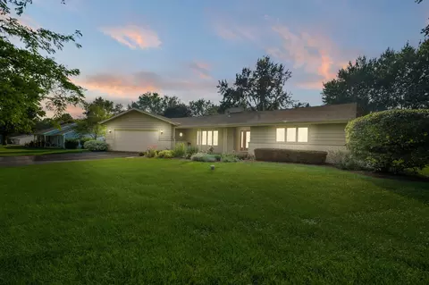4 N752 Brookside West Dr, Campton Hills, IL 60175