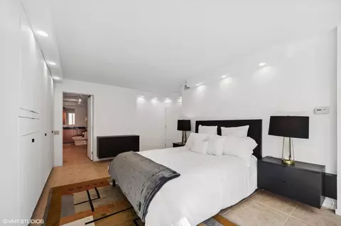 200 E Delaware Pl #6D, Chicago, IL 60611 photo 14