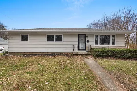 106 S Cottage Grove Ave, Urbana, IL 61802