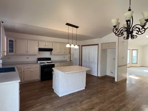 2115 Three Forks Dr, Plainfield, IL 60544 photo 3