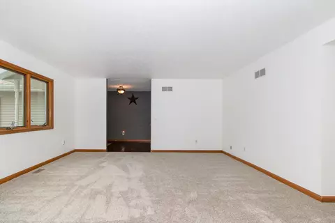703 Landau Ln, Normal, IL 61761 photo 7