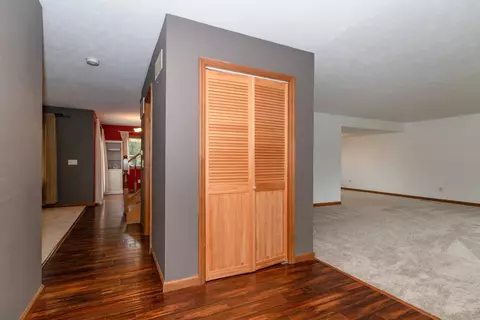 703 Landau Ln, Normal, IL 61761 photo 3