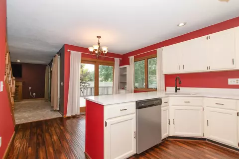 703 Landau Ln, Normal, IL 61761 photo 11