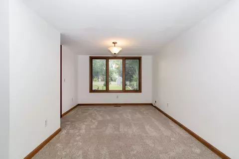 703 Landau Ln, Normal, IL 61761 photo 9