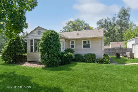 510 Mchenry Ave, Crystal Lake, IL 60014