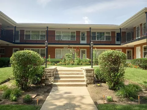 720 N Western Ave #9, Park Ridge, IL 60068