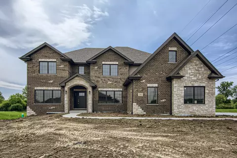 7867 Northwood Dr, Frankfort, IL 60423