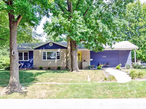 1101 N Union Dr, Monticello, IL 61856