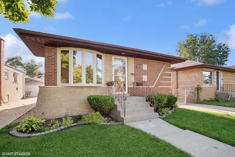 10823 S Rockwell St, Chicago, IL 60655