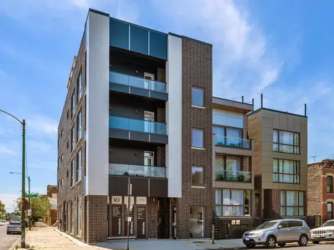 1601 W Ohio St #B, Chicago, IL 60622