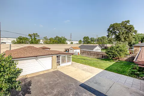 7718 S Ferdinand Ave, Bridgeview, IL 60455 photo 22