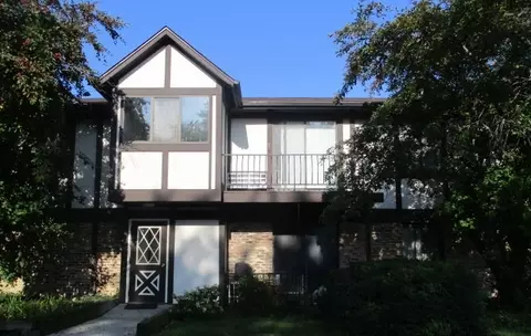 244 George St #D, Bensenville, IL 60106