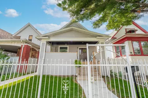 632 N Latrobe Ave, Chicago, IL 60604
