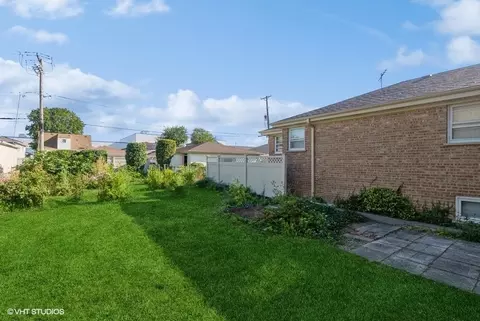 7226 W 60th Pl, Summit, IL 60501 photo 3