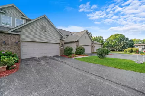 4431 Pepper Dr #C-2, Rockford, IL 61114