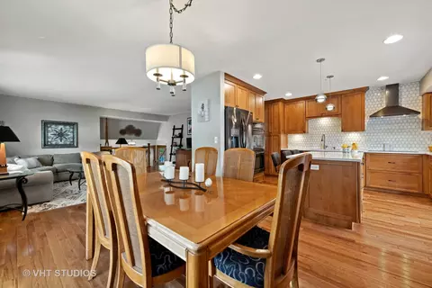 4180 Dixon Dr, Hoffman Estates, IL 60192 photo 11