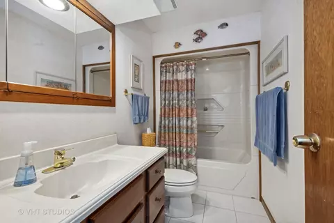 4180 Dixon Dr, Hoffman Estates, IL 60192 photo 25