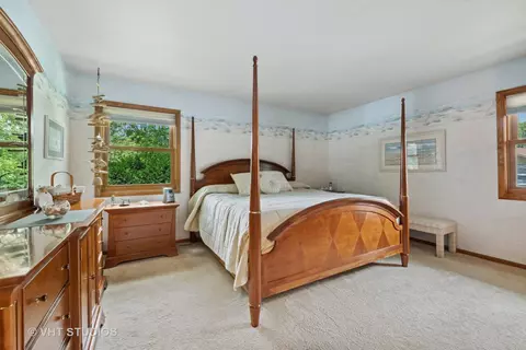 4180 Dixon Dr, Hoffman Estates, IL 60192 photo 17