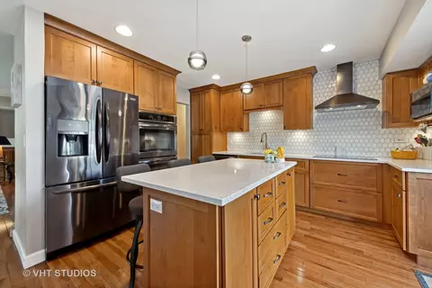 4180 Dixon Dr, Hoffman Estates, IL 60192 photo 12