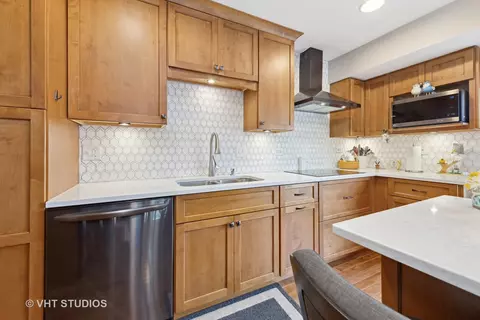 4180 Dixon Dr, Hoffman Estates, IL 60192 photo 16