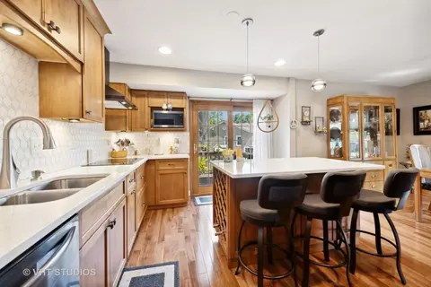 4180 Dixon Dr, Hoffman Estates, IL 60192 photo 15