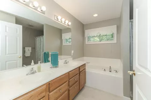1811 Sage Dr, Normal, IL 61761 photo 30