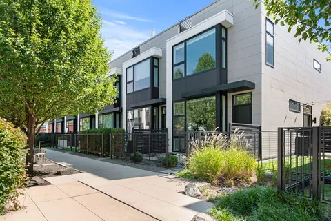 1015 N Cleveland Ave #1, Chicago, IL 60610